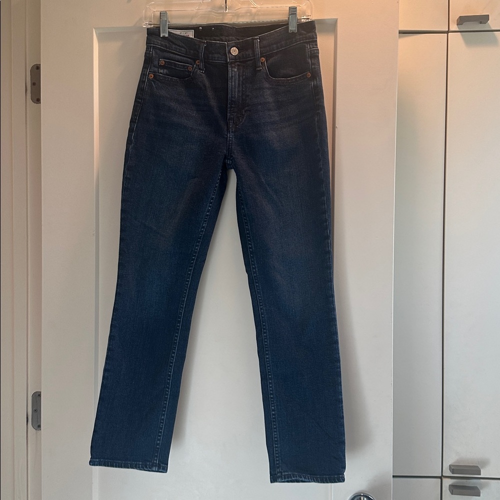 Gap Women’s Vintage Slim Mid Rise Dark Blue Denim Jeans like new. Size 27, 4 R